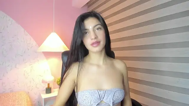 Snapshot of LILY_BRM chatting on 05-21-26, 08:16 LILY BRM online show from 05-21-26, 08:16