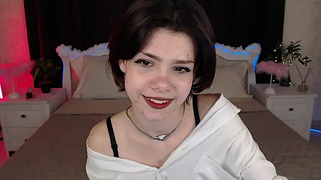 llittle-peachh online show from 03-15-26, 12:22
