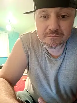 Snapshot of yoursextoy83 chatting on 03-19-26, 03:05 yoursextoy83 online show from 03-19-26, 03:05