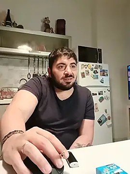 Snapshot of bear_skinny chatting on 06-08-26, 01:28 bear skinny online show from 06-08-26, 01:28