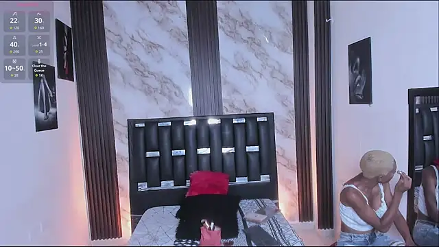 Nina vegas online show from 04-30-26, 02:12