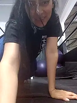 Snapshot of jaade_doll chatting on 03-12-26, 01:01 jaade doll online show from 03-12-26, 01:01