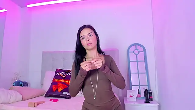 Vanessa cruz 18 online show from 04-24-26, 08:22