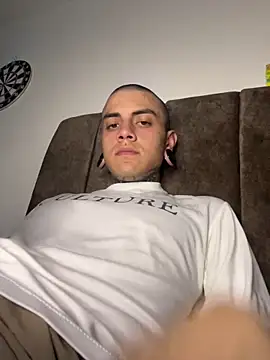  valentinooo online show from 03-20-26, 04:06