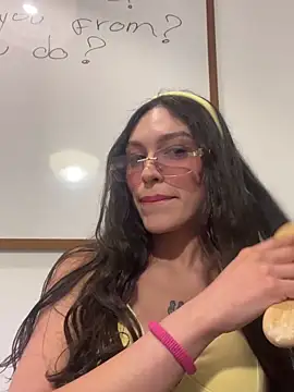 Snapshot of SweetCherry__ chatting on 03-09-26, 08:02 SweetCherry online show from 03-09-26, 08:02