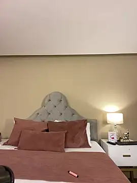 AlmaraRouge online show from 07-27-26, 10:50
