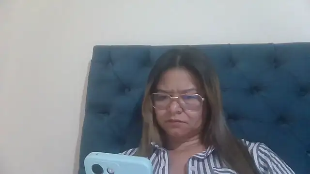 Jiwon Han online show from 03-27-26, 03:56