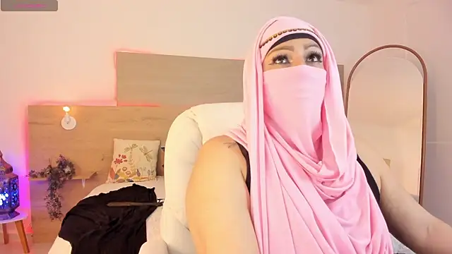  Azahaaraa  online show from 03-22-26, 04:49