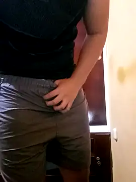 Snapshot of Hypeeboyy chatting on 03-20-26, 09:30 Hypeeboyy online show from 03-20-26, 09:30