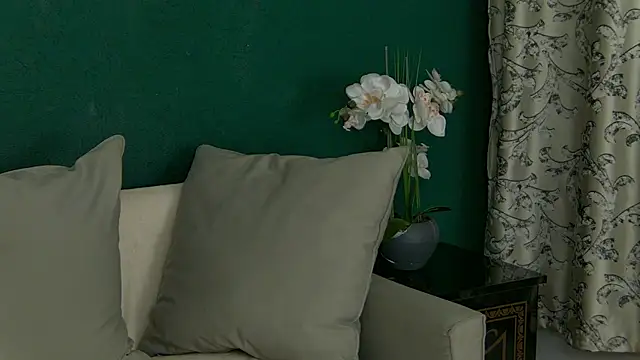 SkinnyNatty online show from 04-26-26, 03:48