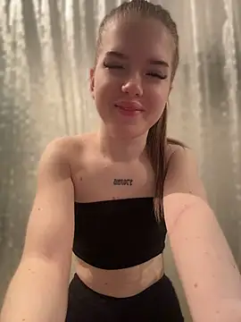 KayShaw online show from 04-27-26, 06:06