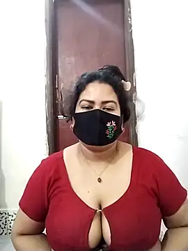 Star--Girl online show from 04-26-26, 01:47