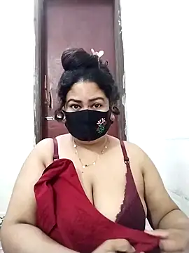 Snapshot of Star--Girl chatting on 05-03-26, 12:16 Star--Girl online show from 05-03-26, 12:16