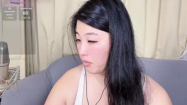 Tavie1744 online show from 04-12-26, 11:10