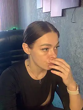 Im Phoenix  online show from 03-10-26, 08:52