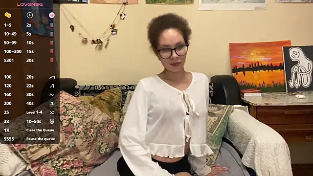 Selena blom online show from 04-09-26, 01:05