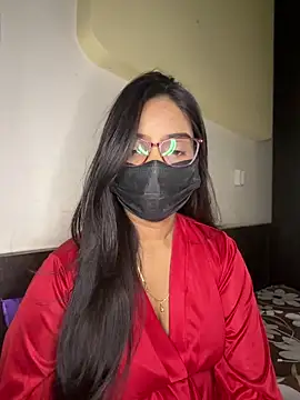 nikki catz online show from 04-21-26, 03:13