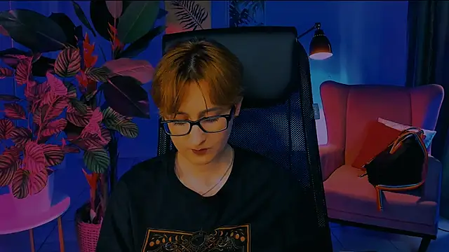 LixeLuna online show from 04-01-26, 06:25