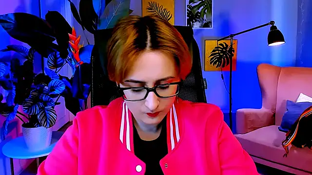 LixeLuna online show from 04-25-26, 06:27