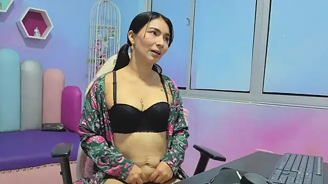 LESLY PALMEER online show from 03-13-26, 03:46