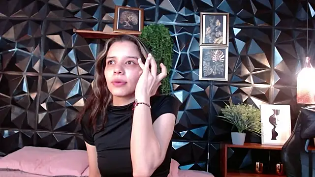 Alicia colton online show from 03-12-26, 12:22