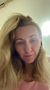 Secret Ladyx online show from 05-10-26, 06:46
