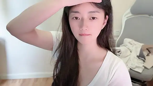 Snapshot of jinxiyao01 chatting on 05-31-26, 02:31 jinxiyao01 online show from 05-31-26, 02:31