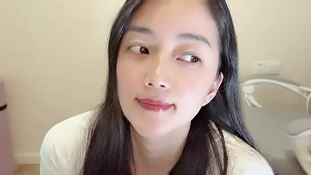 Snapshot of jinxiyao01 chatting on 06-02-26, 08:38 jinxiyao01 online show from 06-02-26, 08:38