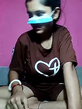 Sexy Sonniyaa online show from 04-28-26, 01:27