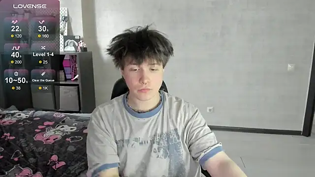 MIya Chinen online show from 04-26-26, 02:04