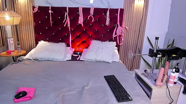 Dianna-Rosse online show from 04-20-26, 12:19