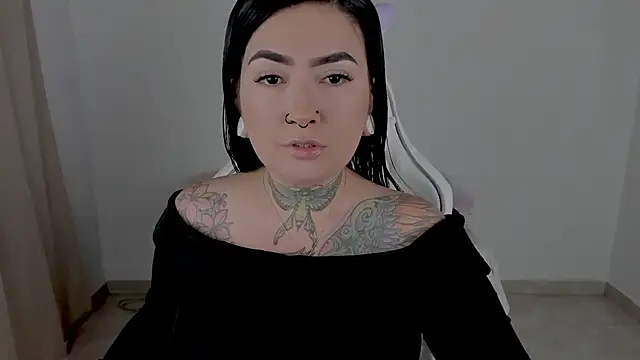 heeyy kitty online show from 04-13-26, 04:23