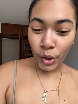 Sweetroseof online show from 04-07-26, 05:13