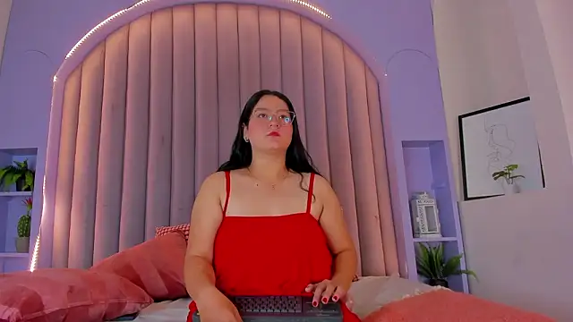 Snapshot of AmatistaSky__ chatting on 03-13-26, 11:50 AmatistaSky online show from 03-13-26, 11:50