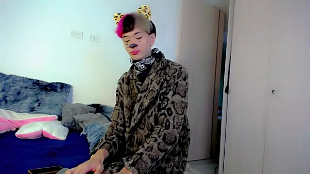 Snapshot of Darksweet_jack chatting on 03-06-26, 02:02 Darksweet jack online show from 03-06-26, 02:02