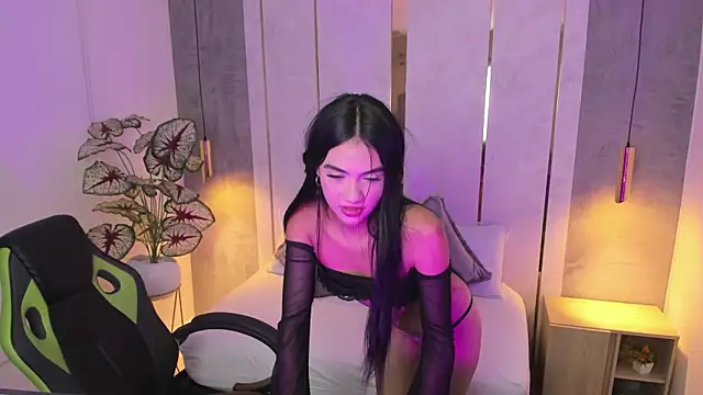 Snapshot of bella_dork chatting on 05-15-26, 03:24 bella dork online show from 05-15-26, 03:24