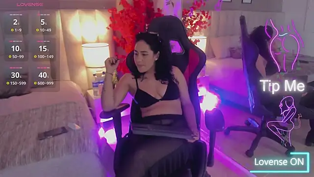 Snapshot of Kiara_Kismet_ chatting on 05-22-26, 10:15 Kiara Kismet online show from 05-22-26, 10:15