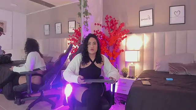 Snapshot of Kiara_Kismet_ chatting on 06-07-26, 12:48 Kiara Kismet online show from 06-07-26, 12:48