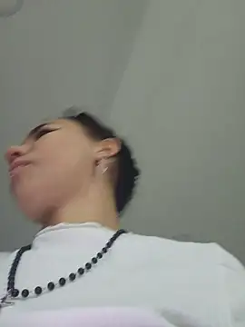 Isabella Stark online show from 04-26-26, 11:41