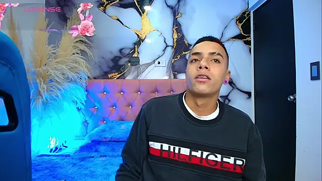 Ariatna Andy online show from 04-28-26, 06:57