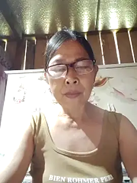 Snapshot of Sky-rain98 chatting on 05-27-26, 02:08 Sky-rain98 online show from 05-27-26, 02:08