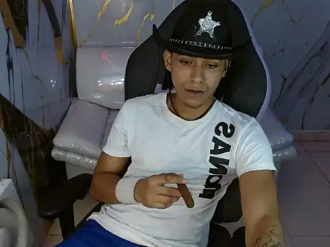 taylor bigdick18 online show from 03-29-26, 02:00