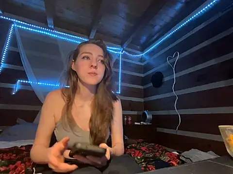 Snapshot of PixieGal01 chatting on 04-05-26, 07:38 PixieGal01 online show from 04-05-26, 07:38