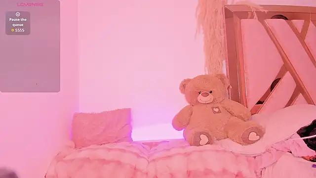 thamii campanitaa online show from 04-26-26, 03:26