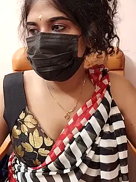 Sunitha28 online show from 04-18-26, 03:27