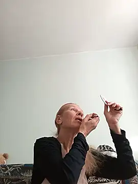 ViktoriaSexi1 online show from 04-26-26, 04:43