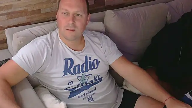 lustonfan online show from 04-13-26, 01:33