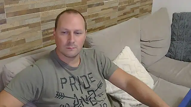 lustonfan online show from 04-21-26, 11:51