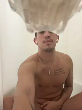 Snapshot of papichulo102099 chatting on 03-12-26, 06:30 papichulo102099 online show from 03-12-26, 06:30