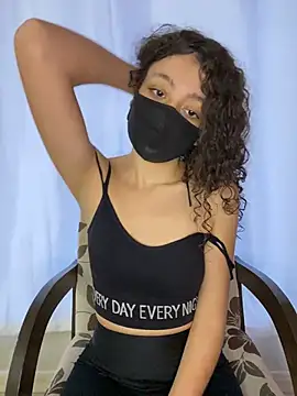 Ravennaaaaa online show from 05-17-26, 07:54